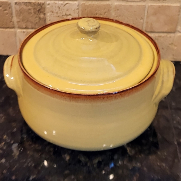 Vintage Seagrove North Carolina Yellow with Brown Pottery Casserole Dish w/ Lid - Picture 1 of 16